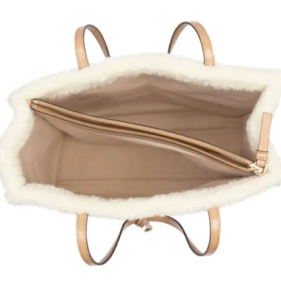 Marc Jacobs Grind Faux Shearling Tote Bag NWOT - Picture 2 of 11